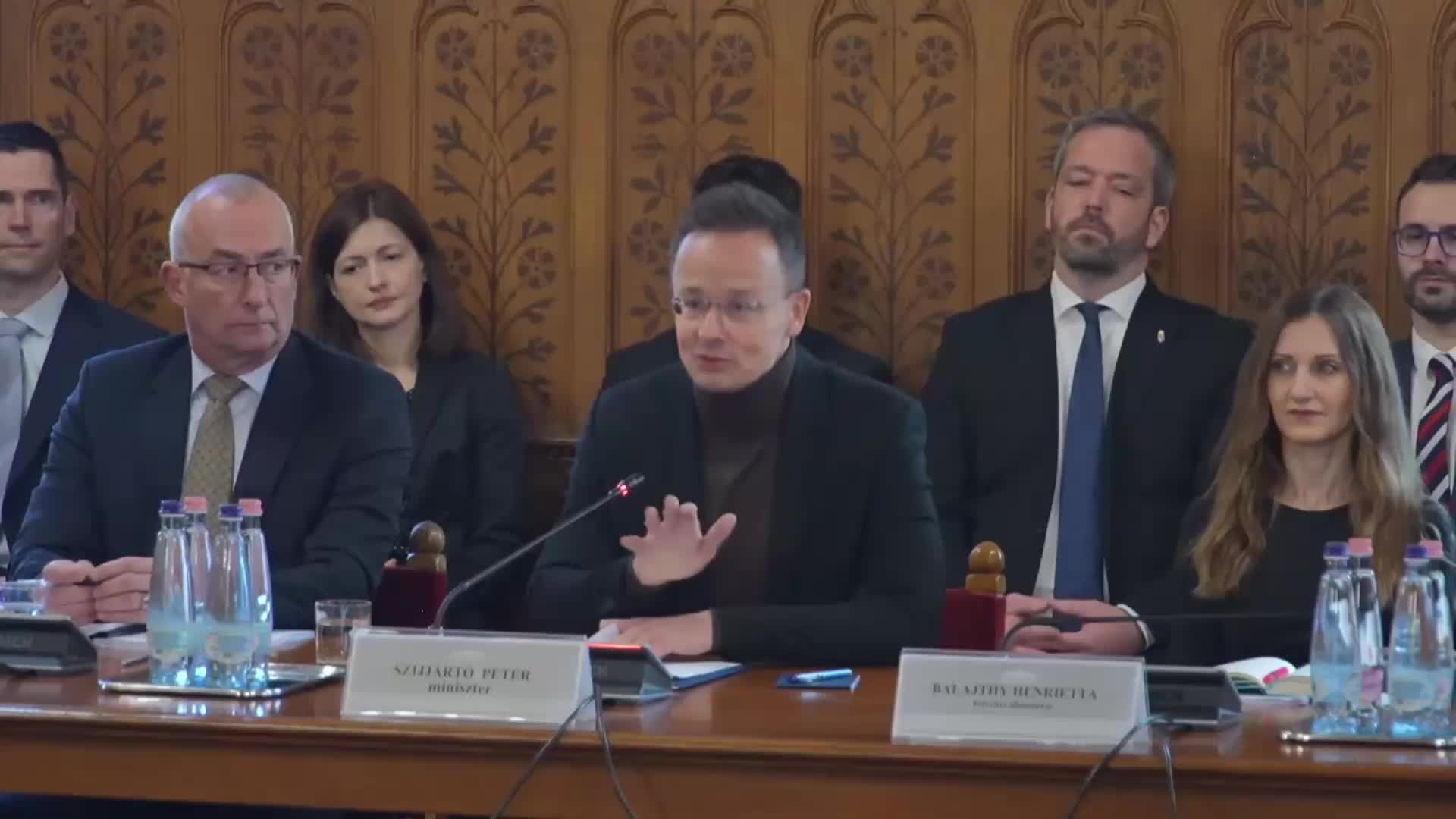 'EU has ceased to be global political force!' - Szijjarto says 'pro-war' Brussels has become 'detached from reality' over Ukraine